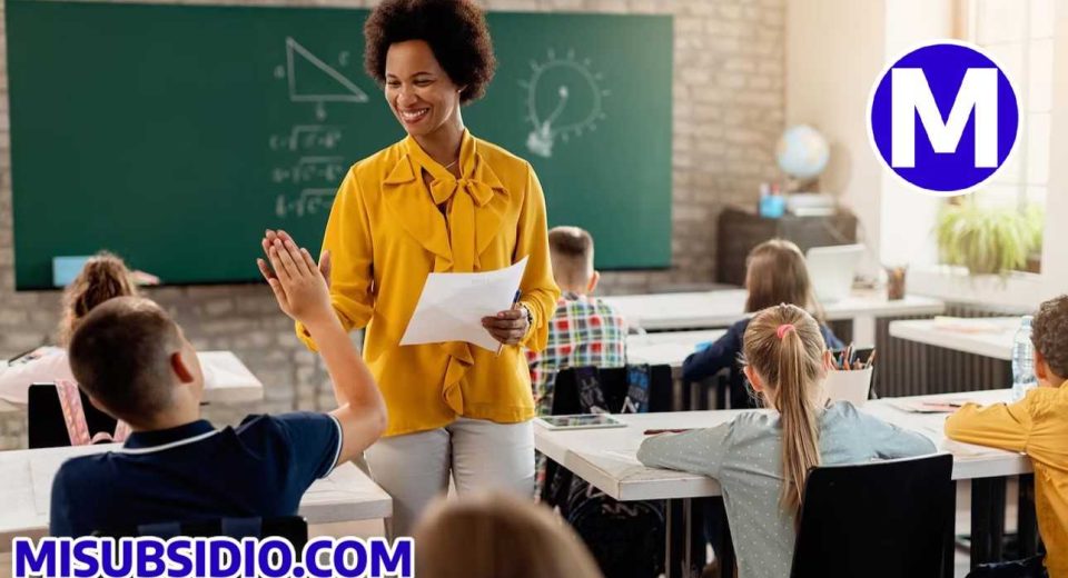 Aumenta el Salario para los Profesores en Colombia 2023